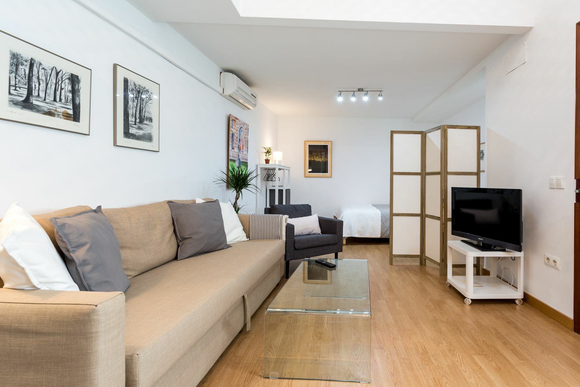 Apartment Holi-rent Loft Castellar
